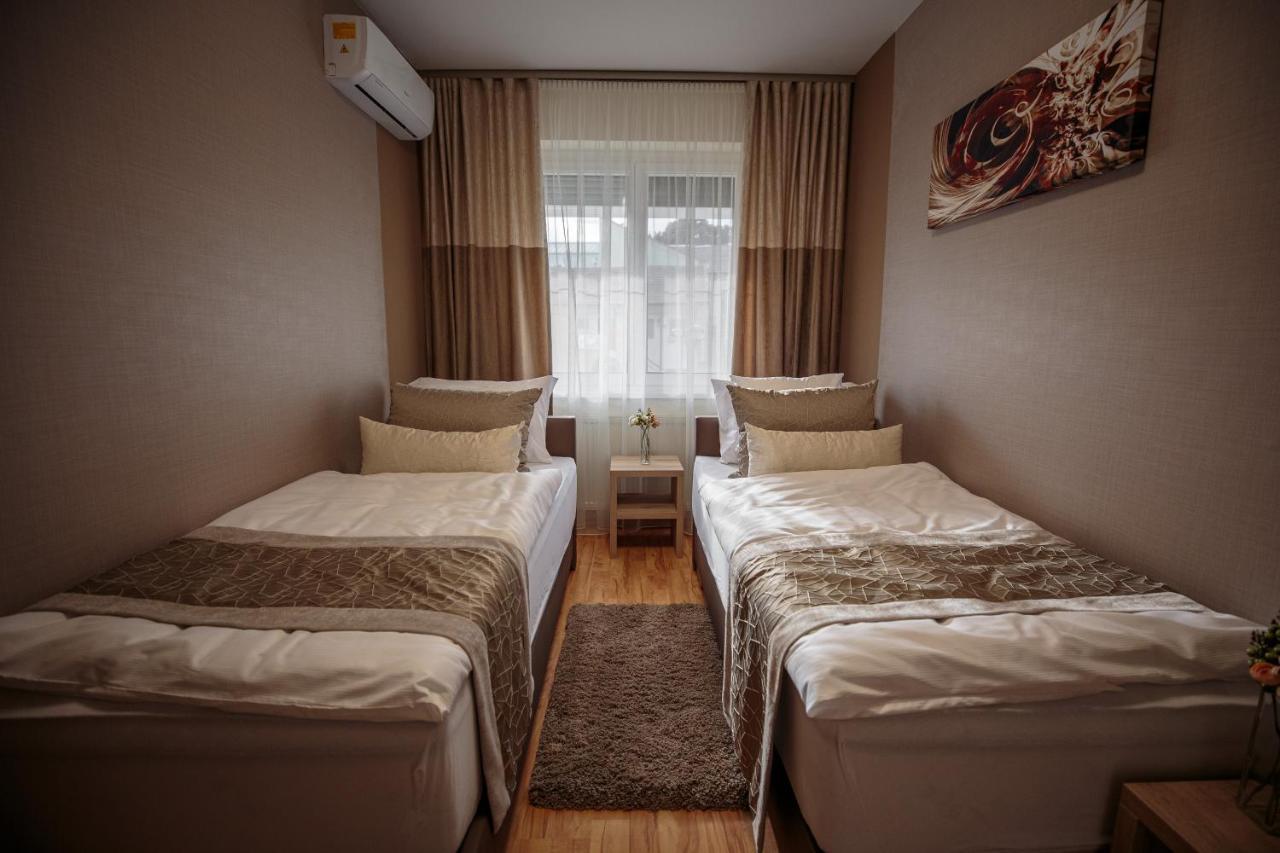 Mokka Apartments Мишкольц Экстерьер фото
