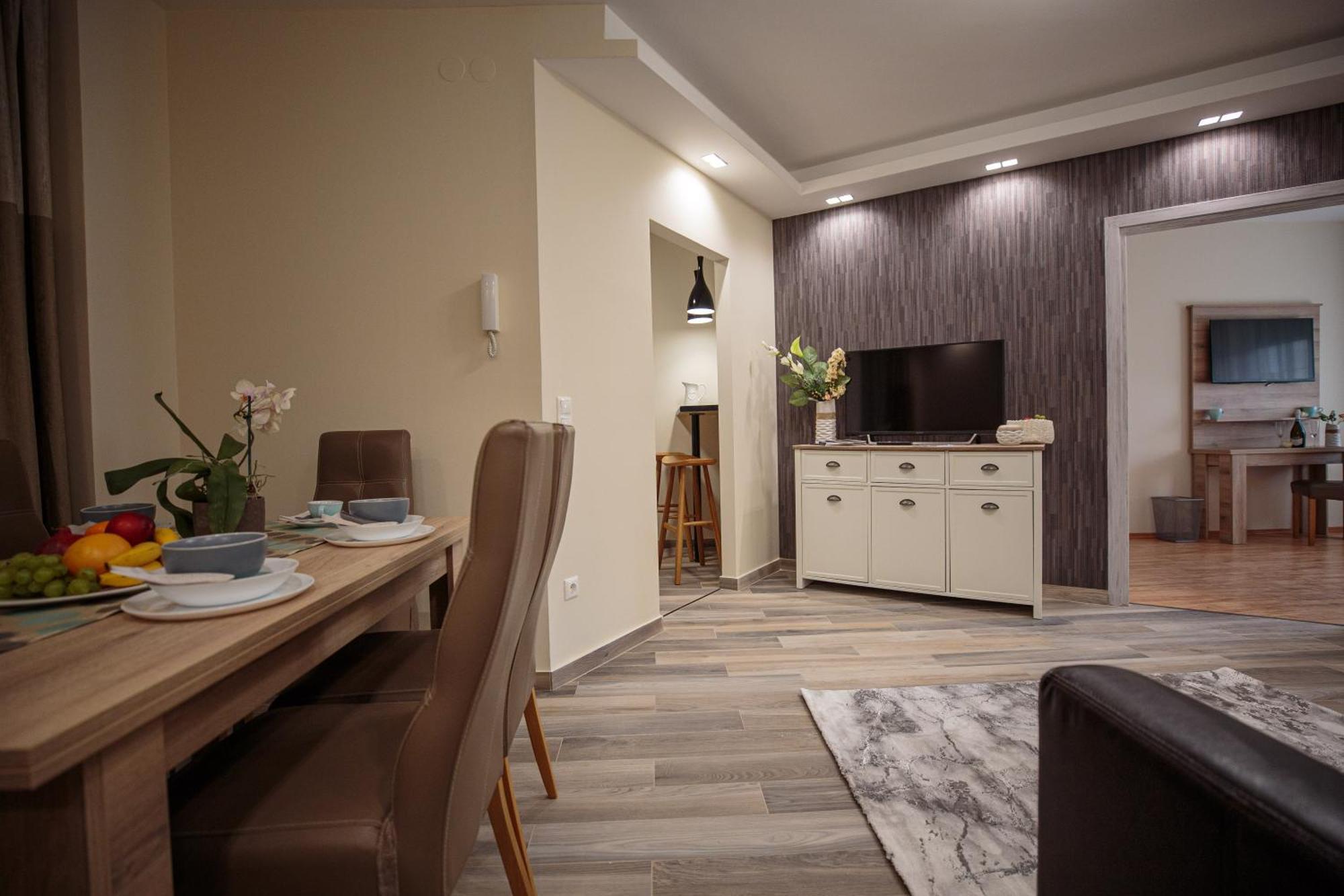 Mokka Apartments Мишкольц Экстерьер фото