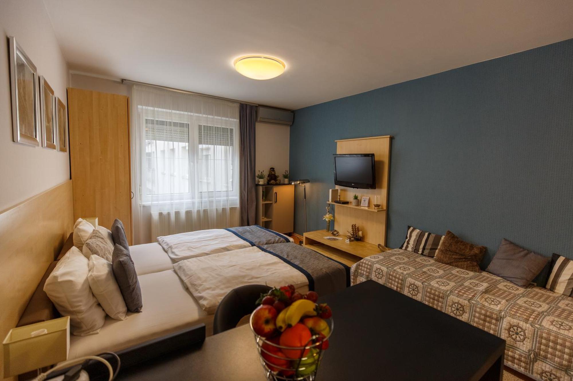Mokka Apartments Мишкольц Экстерьер фото